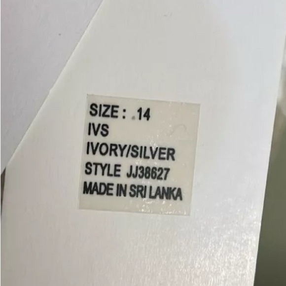 Julia Jordan Women's Ivory Sequin Fit & Flare Velvet Sheath Dress Size 14 - Picture 15 of 16